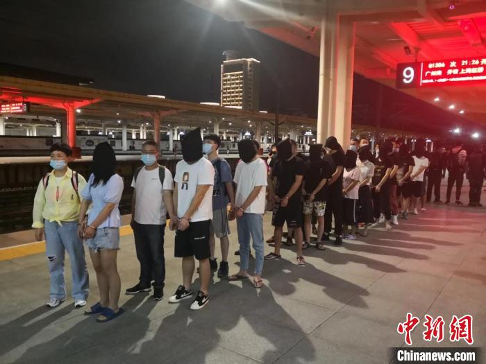 �㽭���ƾ����ش����Ͷ��թƭ��ץ���ѵ���Ա452��