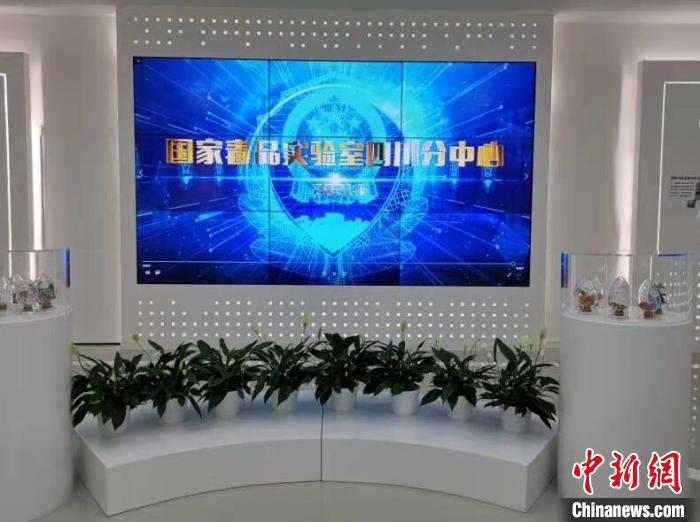 ���Ҷ�Ʒʵ�����Ĵ���������ʽ����