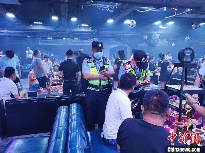 ���۰����ؿ�չ���ϴ���ж�����һ���羳����֯����