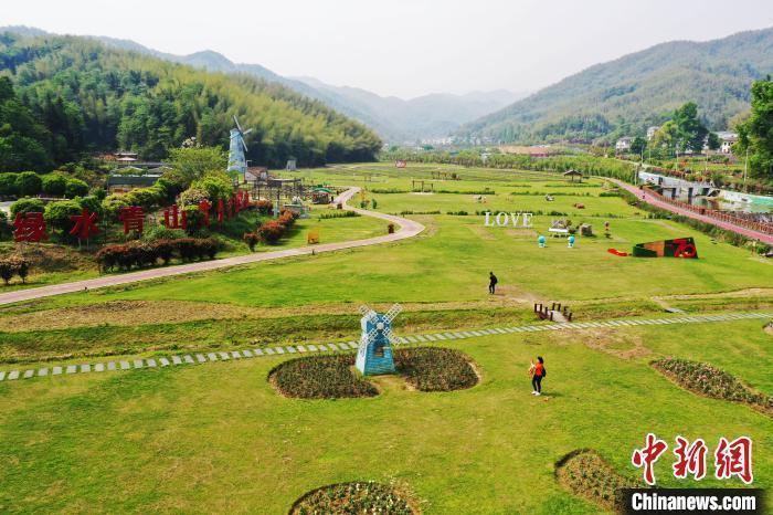 ��ʮ���塱�ڼ佭����������������������10789����ͼ��