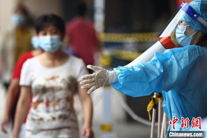 江苏疫情暴发27天累计报告802例本土病例全省万余名医卫和流调人员驰援抗疫