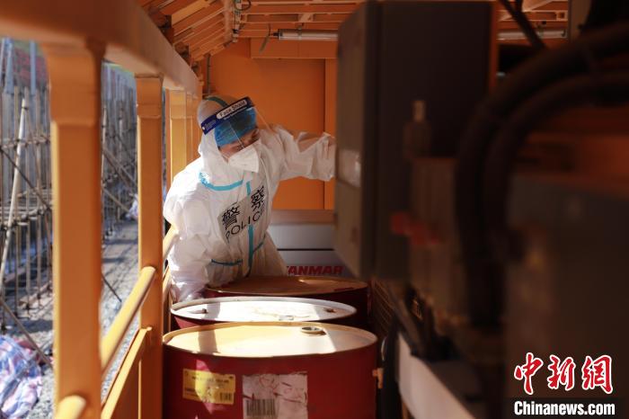 ����ĥ���߼�վ��������·�������ʽ����泵�໤