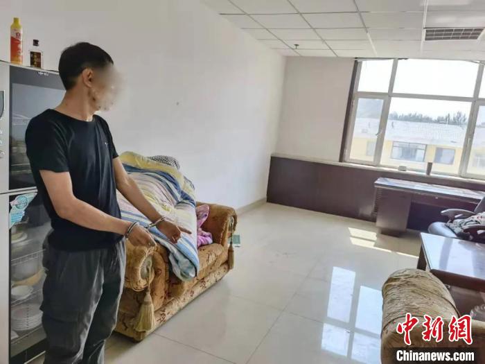 �ۼƶ���1000�����ɹ�һ�����ڰ칫�ҿ��ĳ�