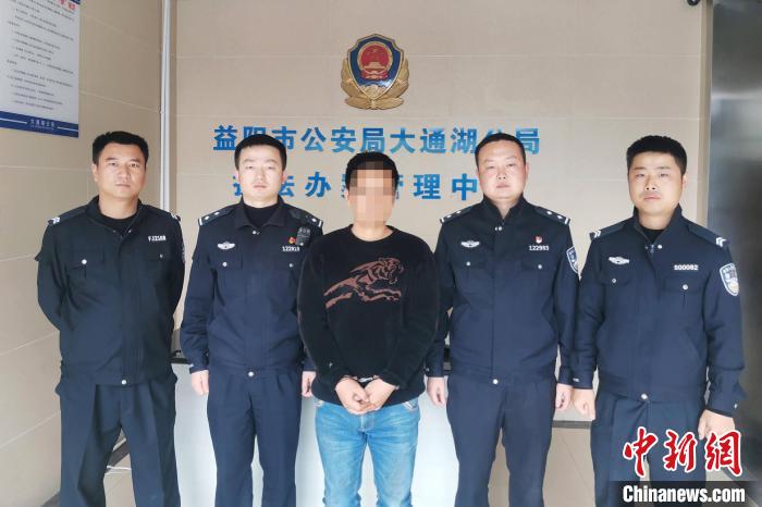 为还赌债模仿“网红”偷电瓶湖南一男子被刑拘