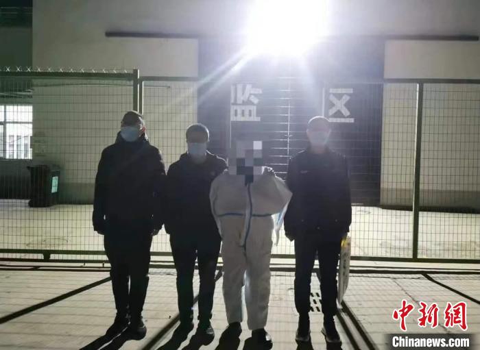 Ů������������ɱ���̡�ƭ�����Ⱦ�ծ��ƭ18��