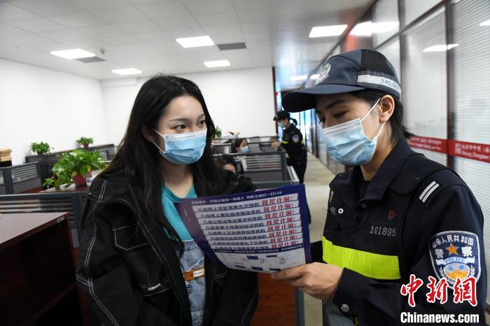 ���۵ȡ������ȷ�ӡ���Ա����Ͻ����λ��չ������թƭ����������ѩ�� ��