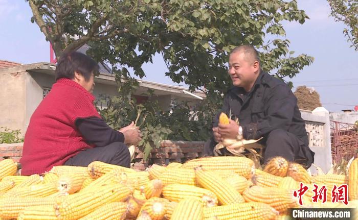 �ֳ�ȫ������פ�塰��һ��ǡ���(����ͼ) �����������Ź�ͼ