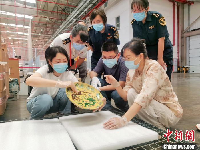 ͼΪںعԱ뺣ʡֹԱһͬƵ֦˫̡ںعͼ