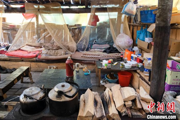 4��9�գ������߾��ɳ���������6��ִ�ڵ�ס���������ɲ� ��