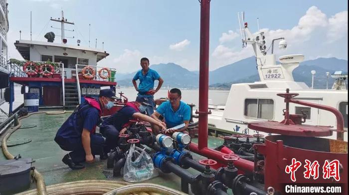 三峡坝区水域旅游客船实现水污染物“零排放”