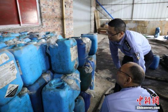 ����ͼ�����������˽��Ʒ�͡� <a target='_blank' href='http://www.chinanews.com/'>������</a>���� ��� ��