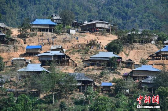 资料图:湄公河沿岸村落。<a target='_blank' href='http://www.chinanews.com/' _fcksavedurl='http://www.chinanews.com/'>中新社</a>记者 任东 摄