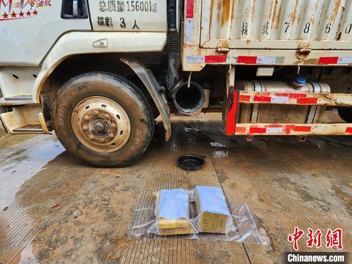 图为案件现场。 清水河出入境边防检查站供图